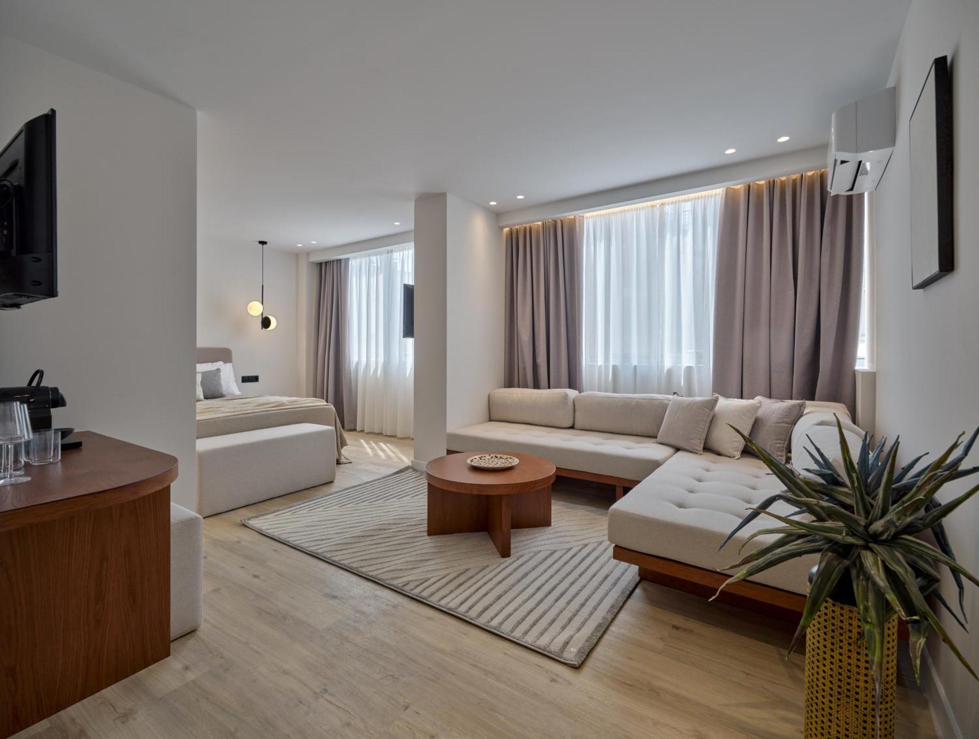 Haya Athens Loftie Suites Екстериор снимка