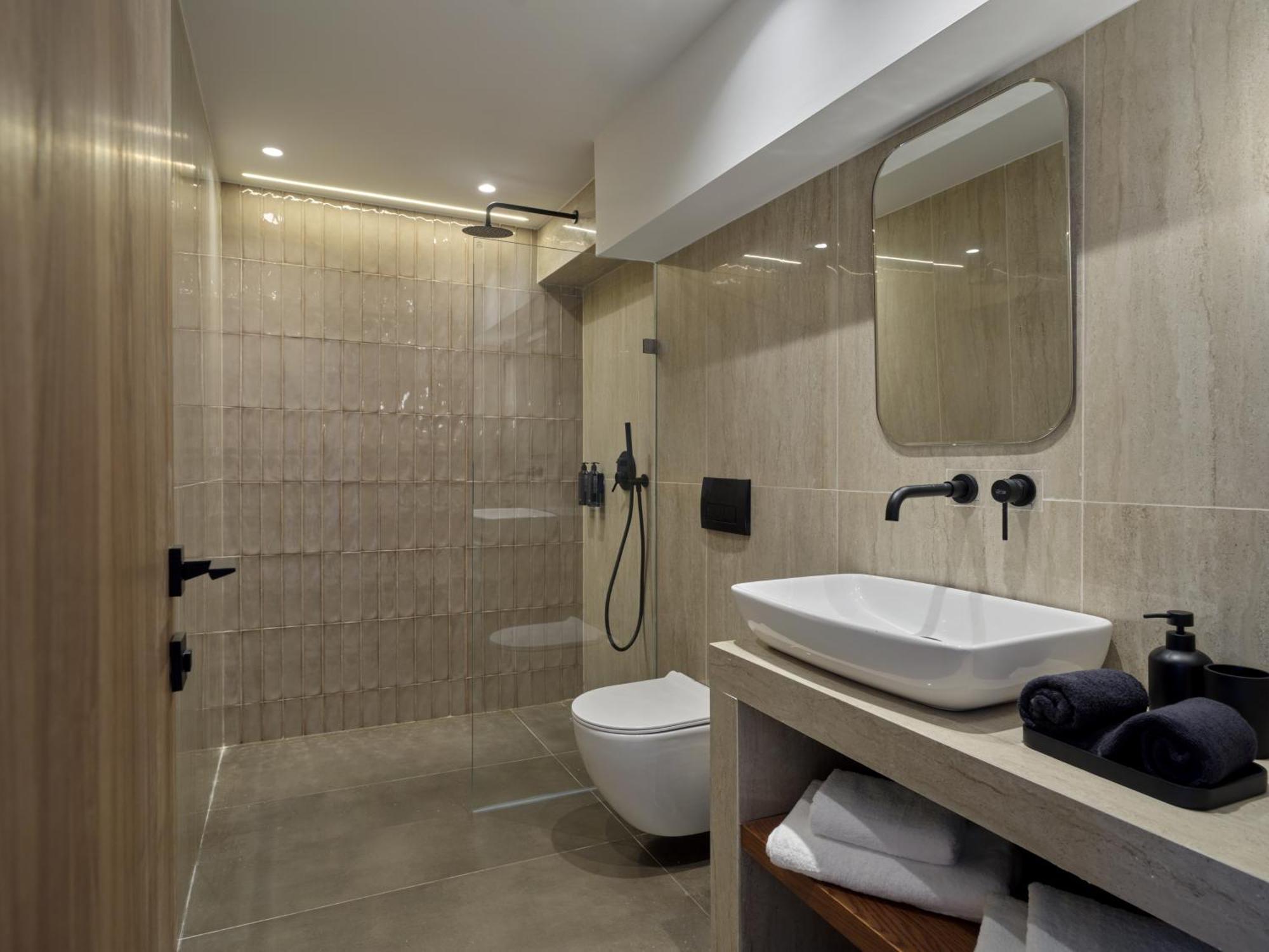 Haya Athens Loftie Suites Екстериор снимка