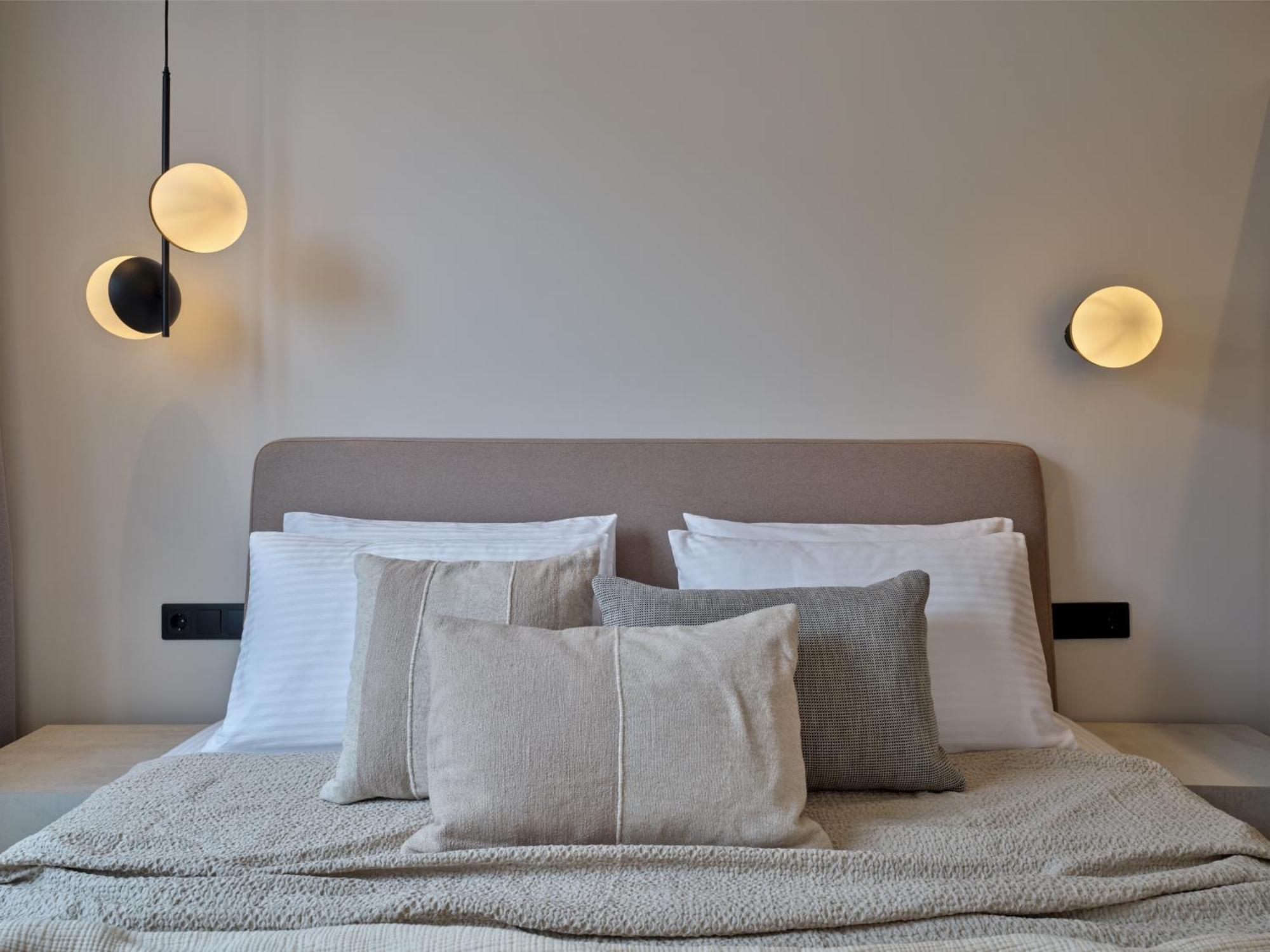 Haya Athens Loftie Suites Екстериор снимка