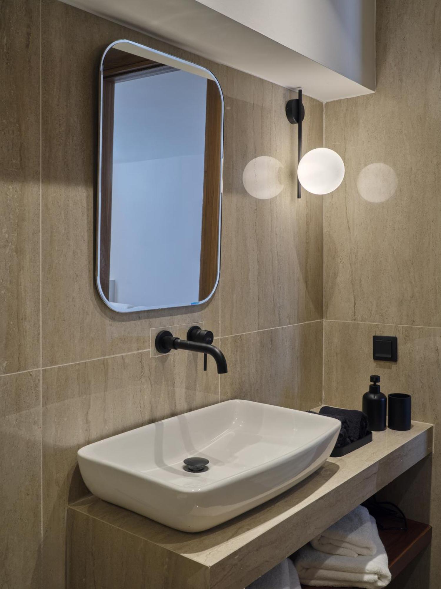 Haya Athens Loftie Suites Екстериор снимка