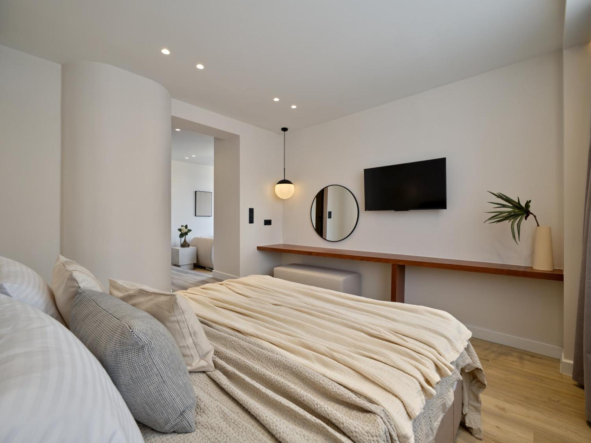 Haya Athens Loftie Suites Екстериор снимка