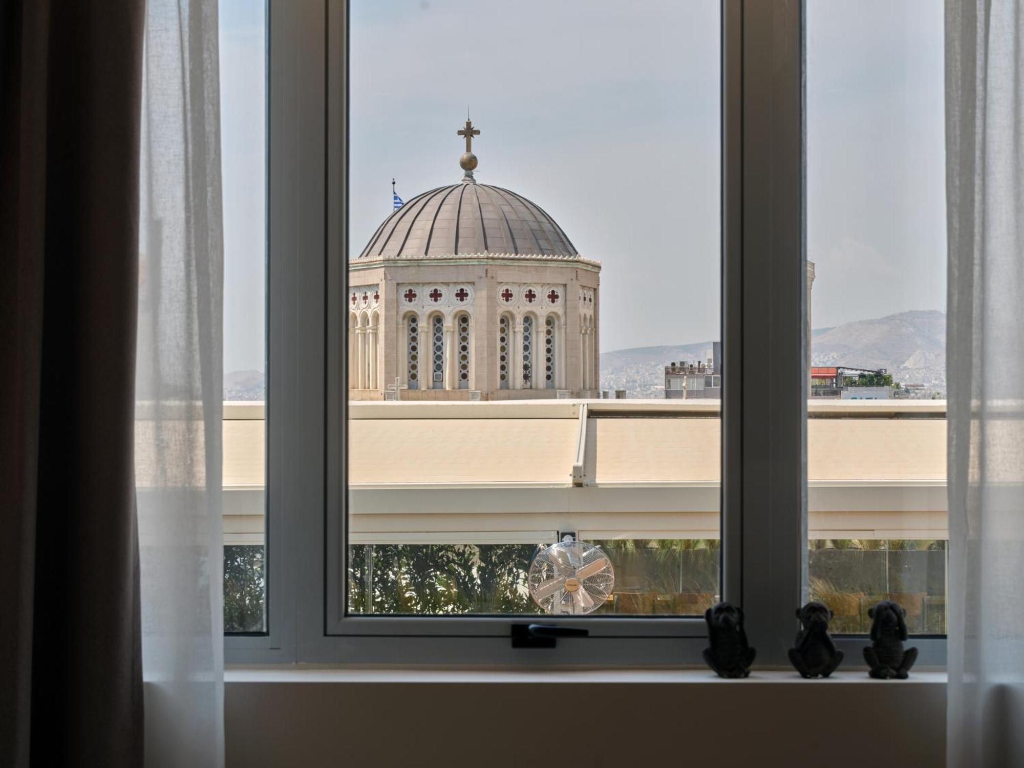 Haya Athens Loftie Suites Екстериор снимка
