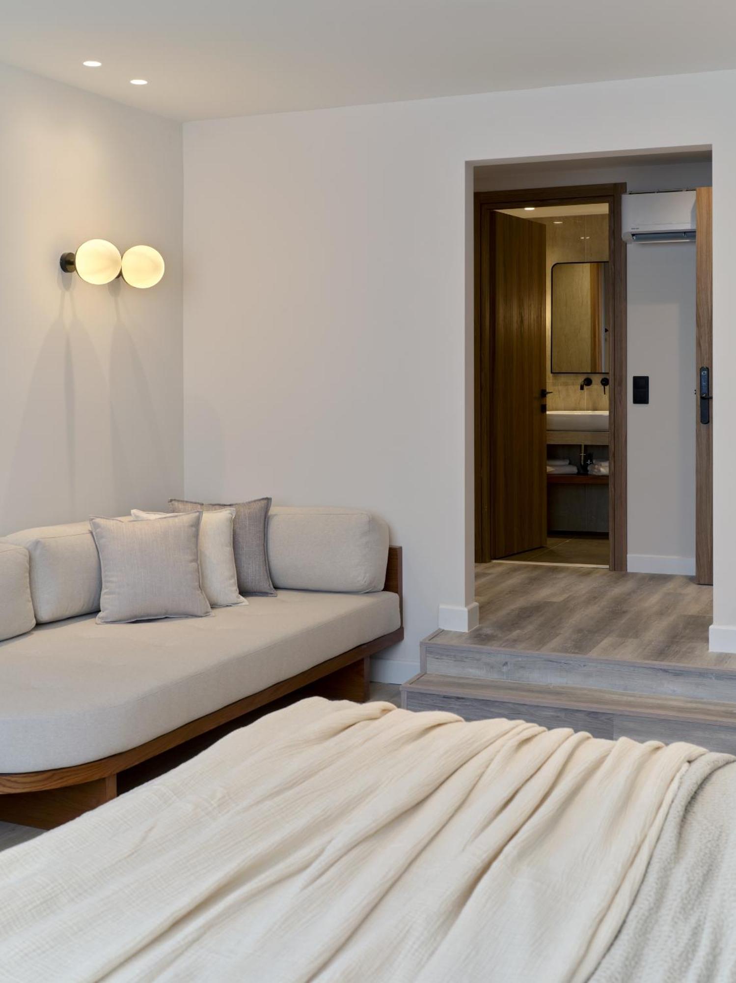 Haya Athens Loftie Suites Екстериор снимка